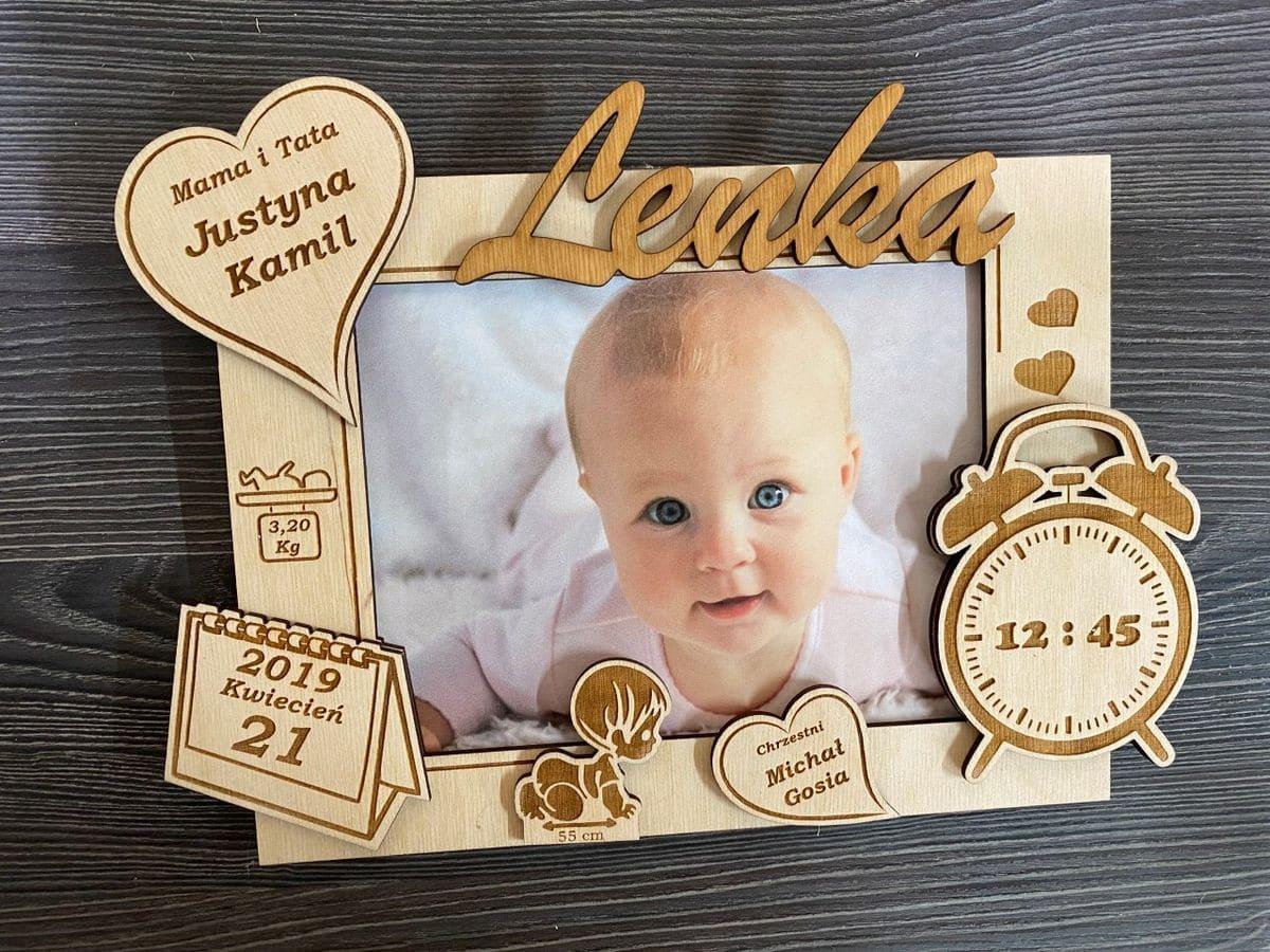 Custom baby milestone stand - giraffe & stork design