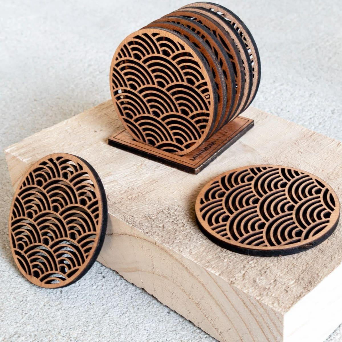Custom wave pattern coaster set